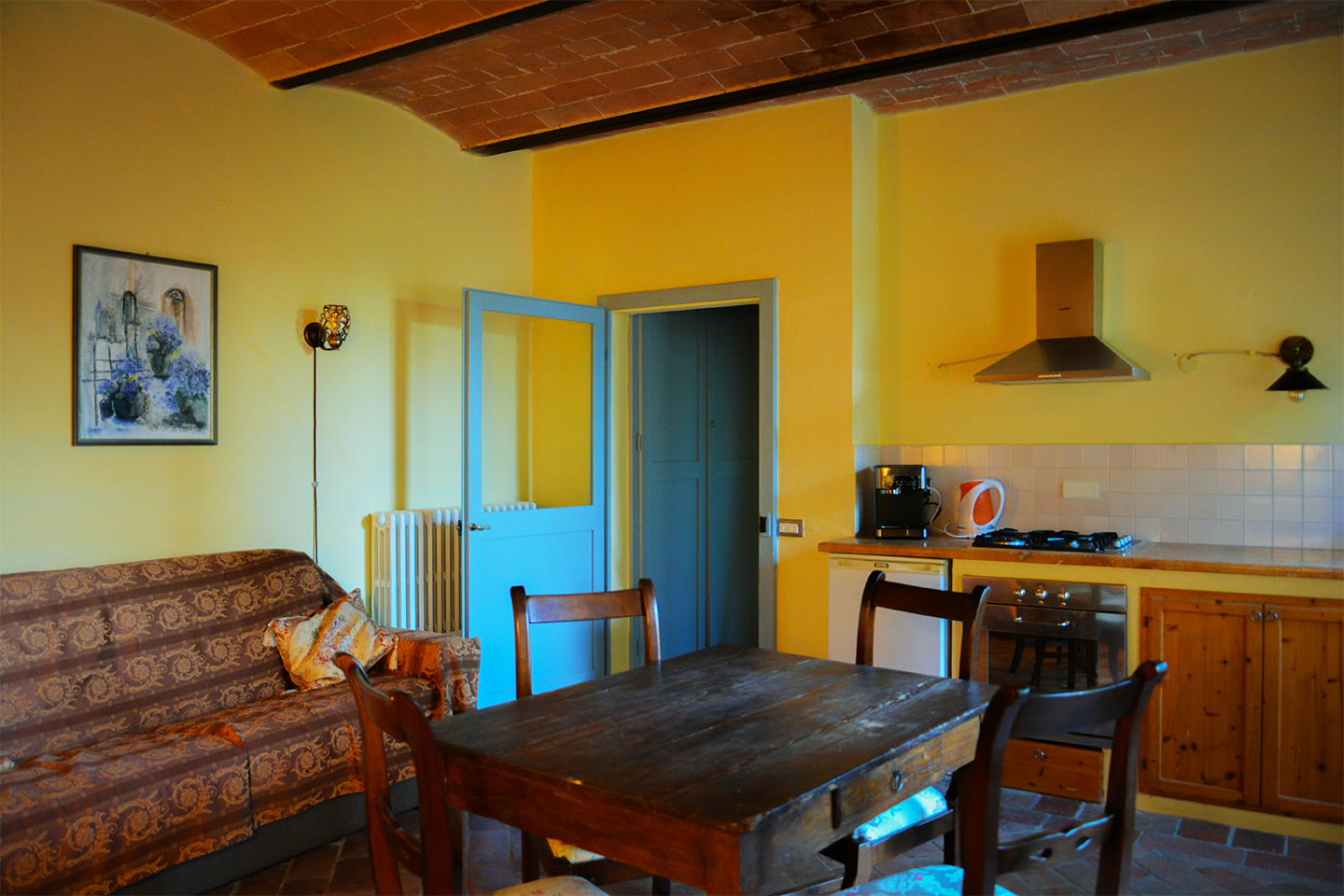 cozy italian tuscany villa